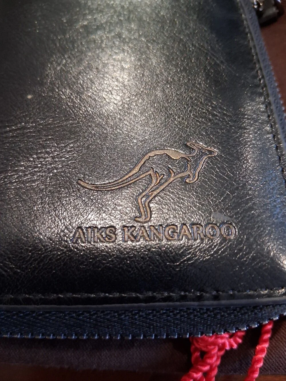 AIKS KANGAROO Leather Wallet